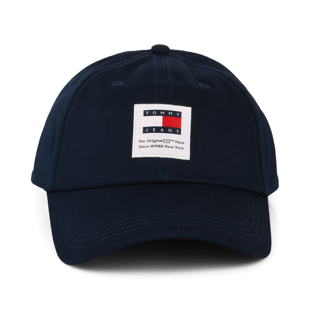 Tommy Hilfiger TJM Modern Patch Baseball Cap aus organischer Baumwolle - Marineblau