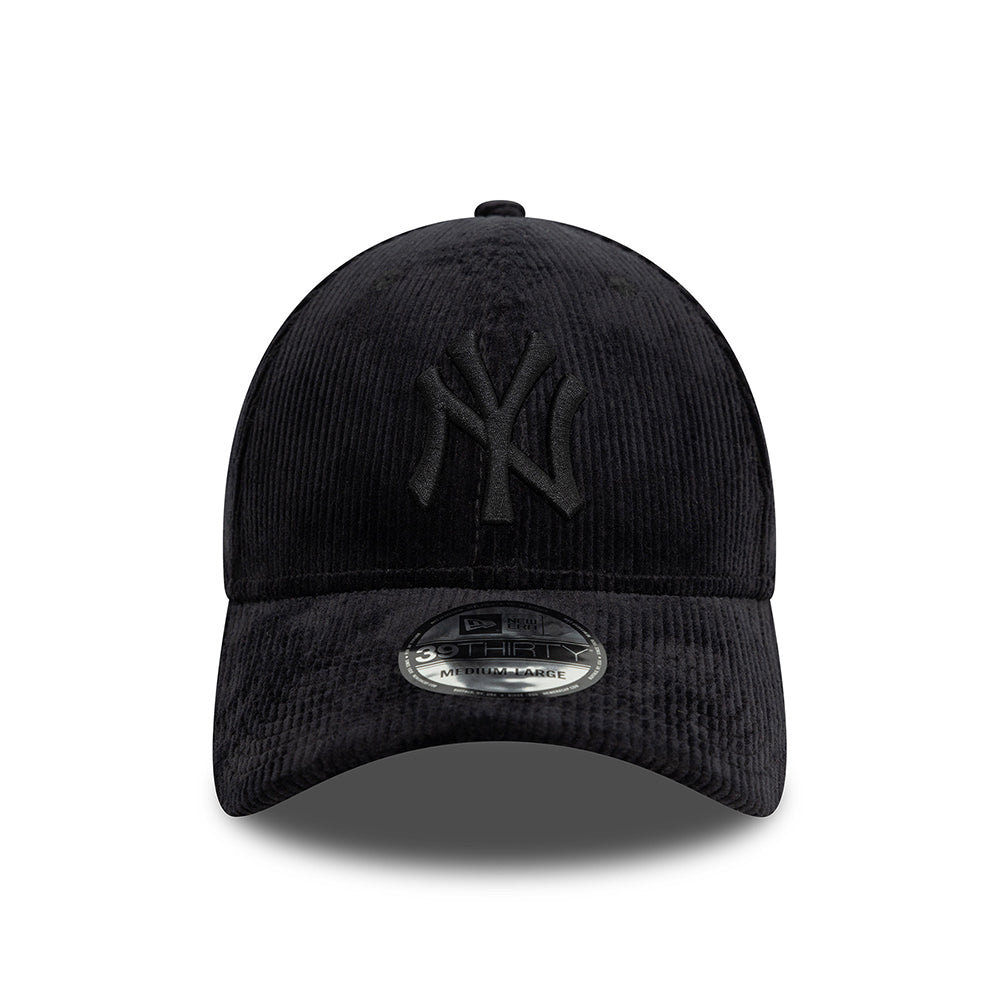 New Era 39THIRTY New York Yankees Baseball Cap - MLB Cord II - Schwarz auf Schwarz