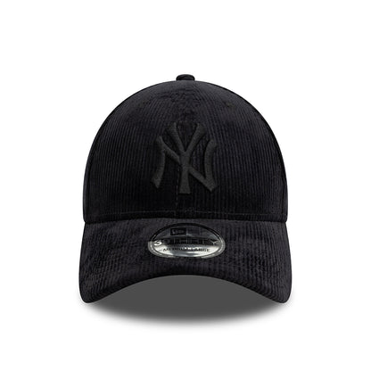 New Era 39THIRTY New York Yankees Baseball Cap - MLB Cord II - Schwarz auf Schwarz