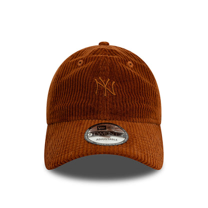 New Era 9TWENTY New York Yankees Baseball Cap - MLB Cord - Braun