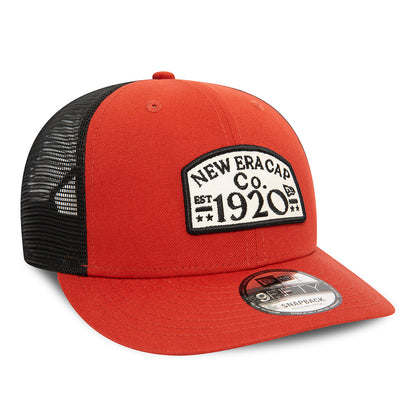 New Era 9FIFTY Pre-curved Trucker Cap - Rostrot-Schwarz