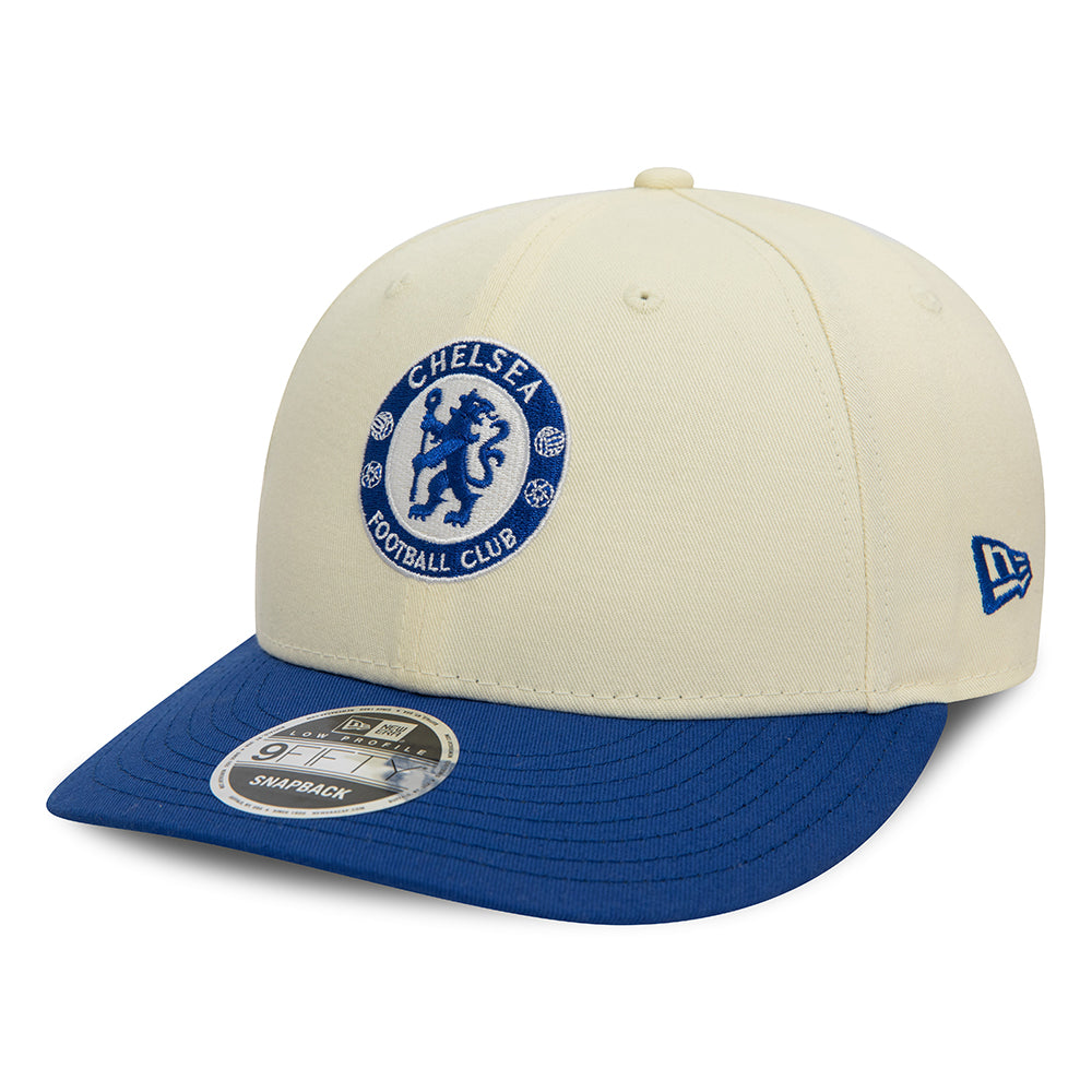 New Era 9FIFTY Low Profile Chelsea FC Snapback Cap - Lion Crest - Cremeweiß-Blau