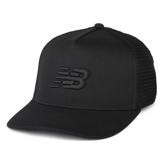 New Balance Sport Essentials Trucker Cap - Schwarz auf Schwarz