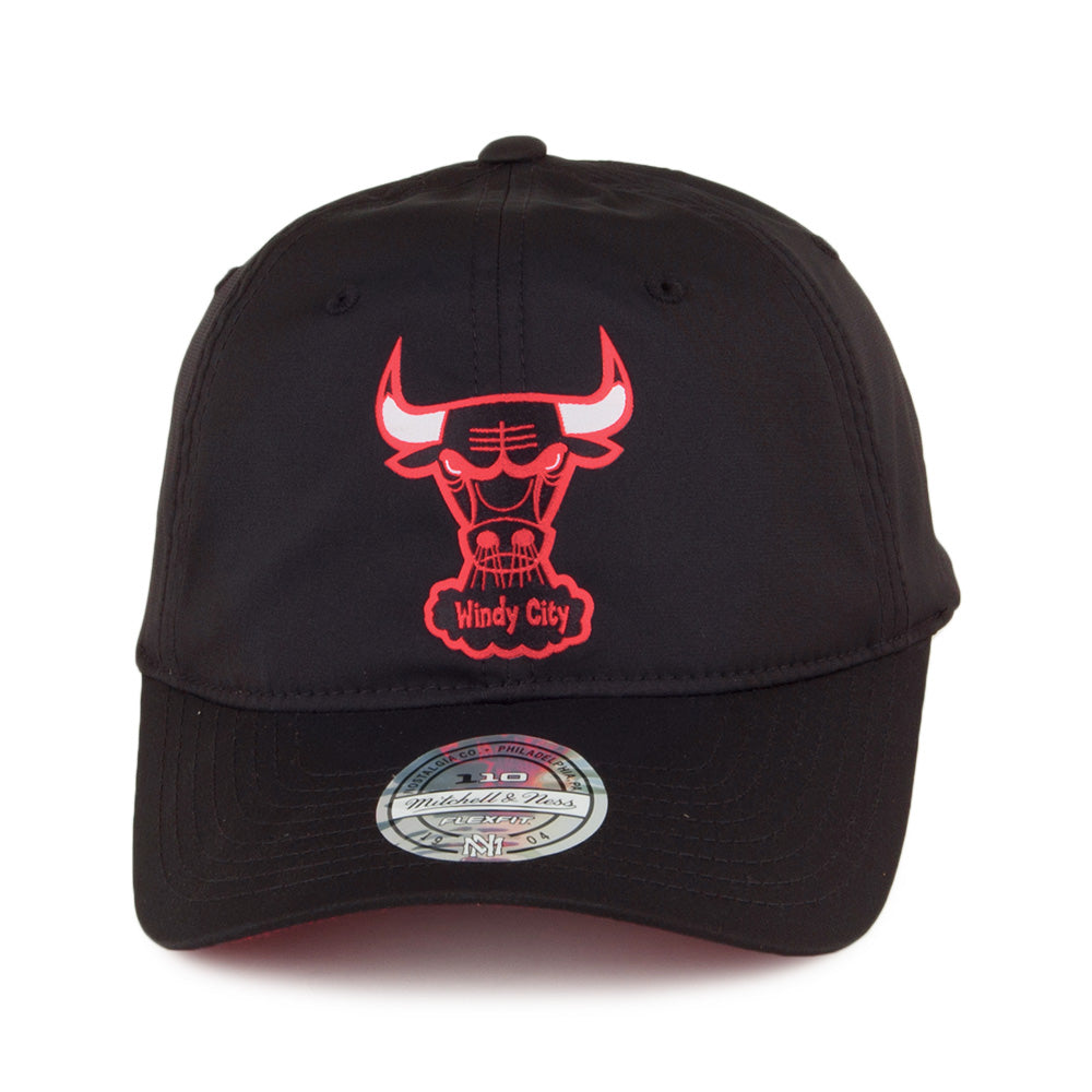Mitchell & Ness Chicago Bulls Strapback Cap - Light&Dry - Schwarz