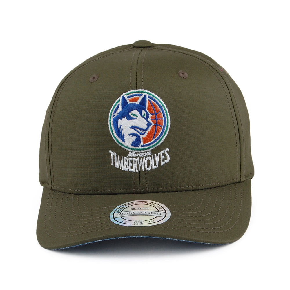 Mitchell & Ness Ripstop Minnesota Timberwolves Snapback Cap - Battle - Militärgrün