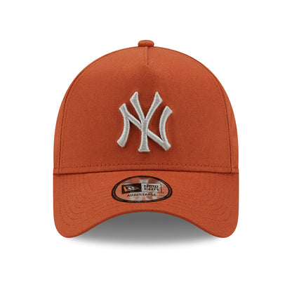 New Era 39THIRTY New York Yankees Baseball Cap - MLB Colour Essential - Verbranntes Orange-Weiß