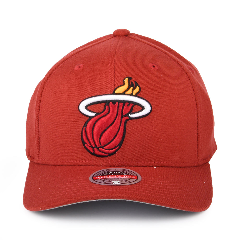 Mitchell & Ness Miami Heat Snapback Cap - NBA Team Ground Stretch - Burgunderrot