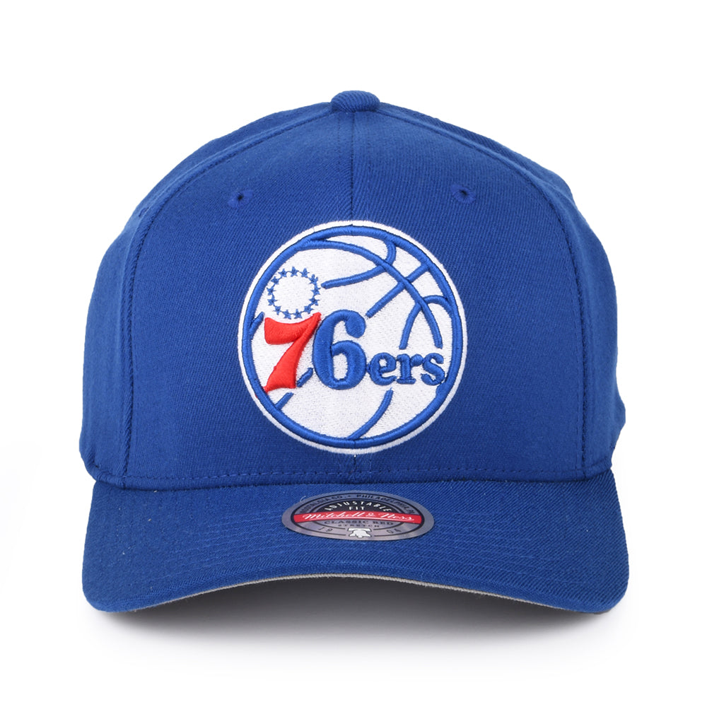 Mitchell & Ness Philadelphia 76ers Snapback Cap - NBA Team Ground Stretch - Königsblau