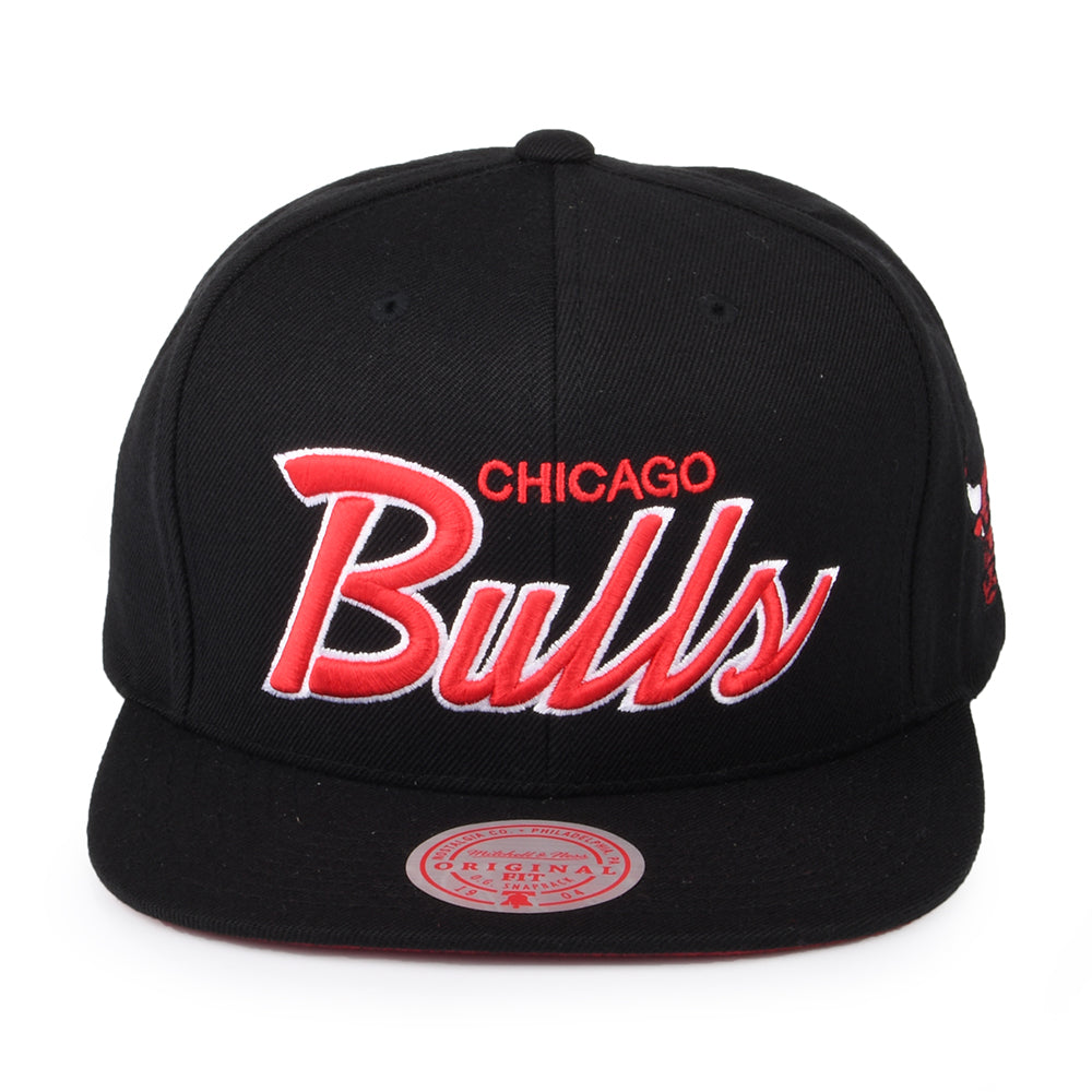 Mitchell & Ness Chicago Bulls Snapback Cap - NBA Foundation Script - Schwarz