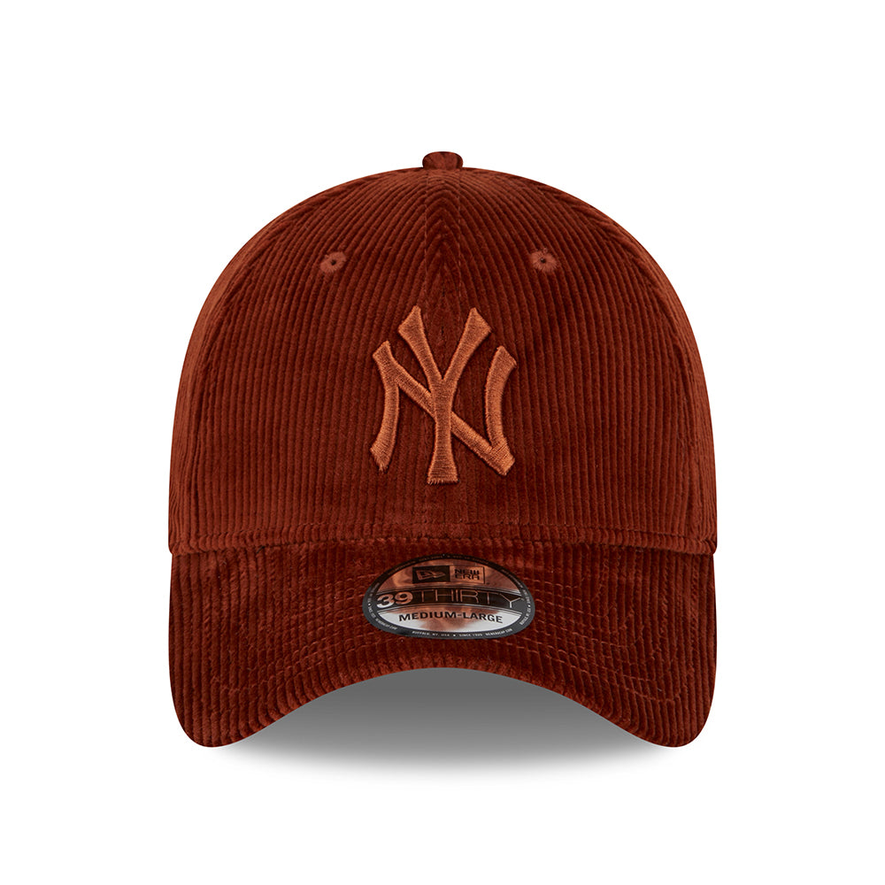 New Era 39THIRTY New York Yankees Baseball Cap - MLB Wide Cord - Borkenbraun