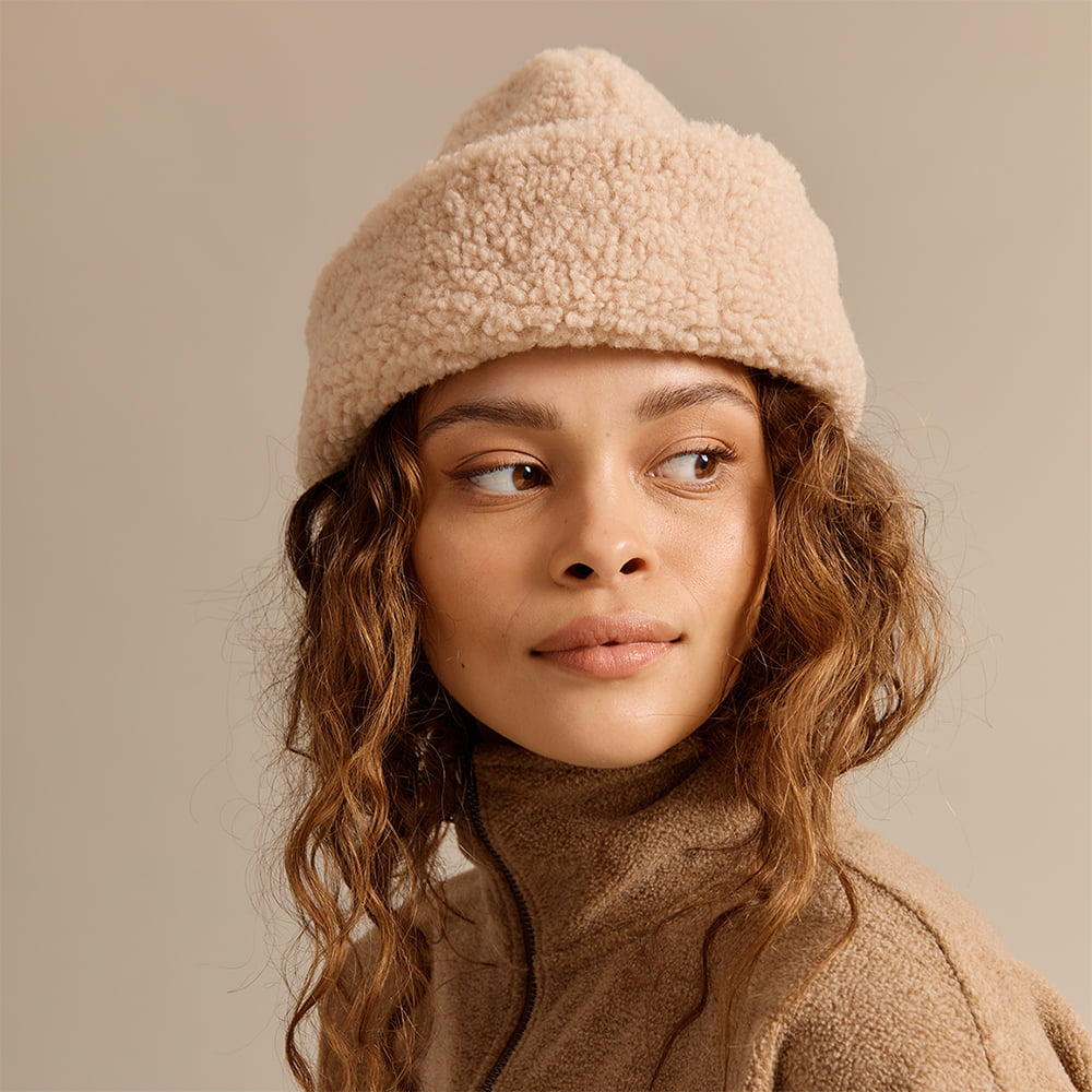 Brixton Ginsburg Sherpa Winter Hut - Hellbeige